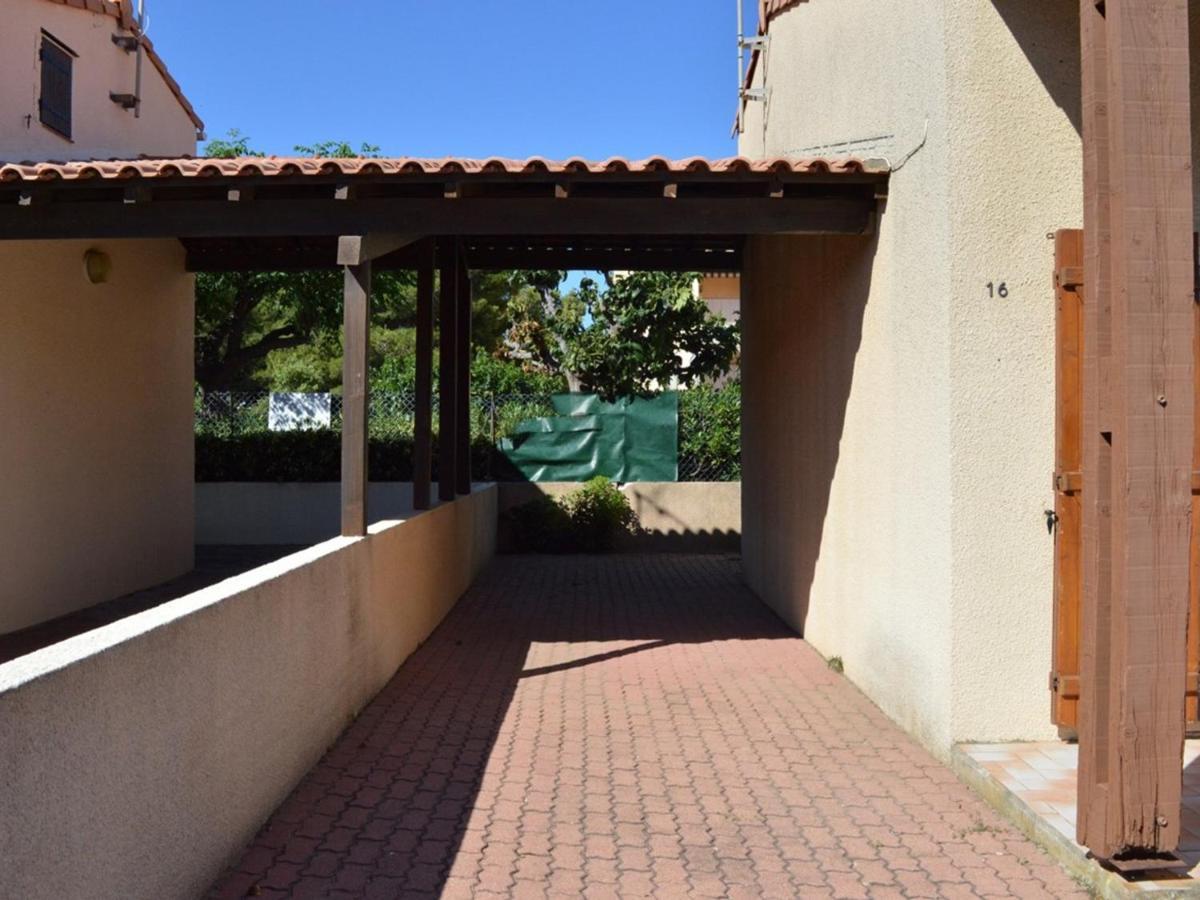 Maison 3 Pieces + Mezzanine, Terrasse, 300M Plage, 6 Couchages - Saint Pierre La Mer - Fr-1-229D-582 Exterior photo